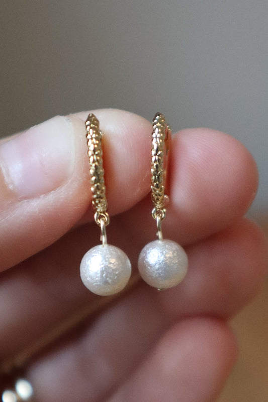 Textured Huggie Hoops with Crinkle Pearl