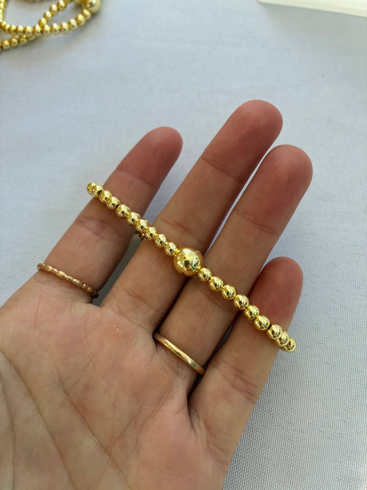 Simple Gold Bracelet with Middle Bead