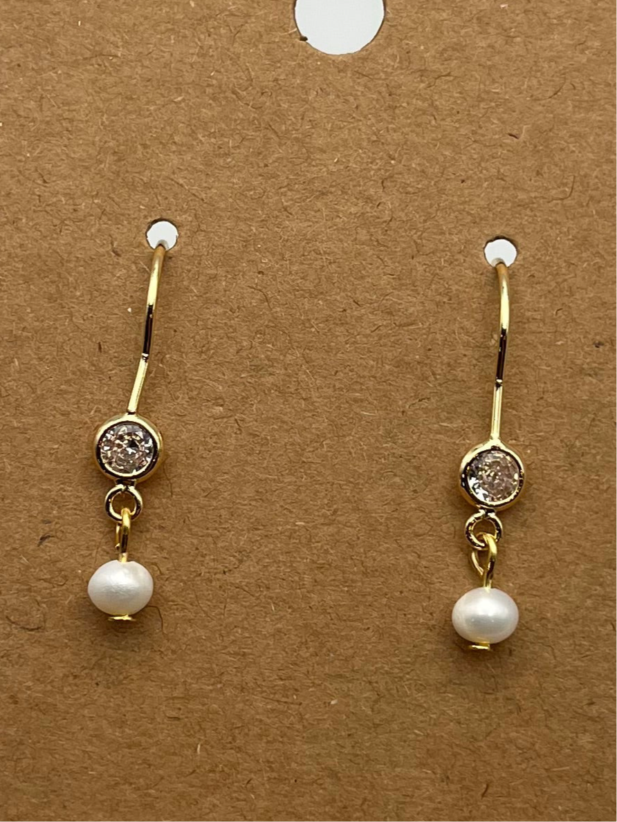 Dainty Pearl Earrings