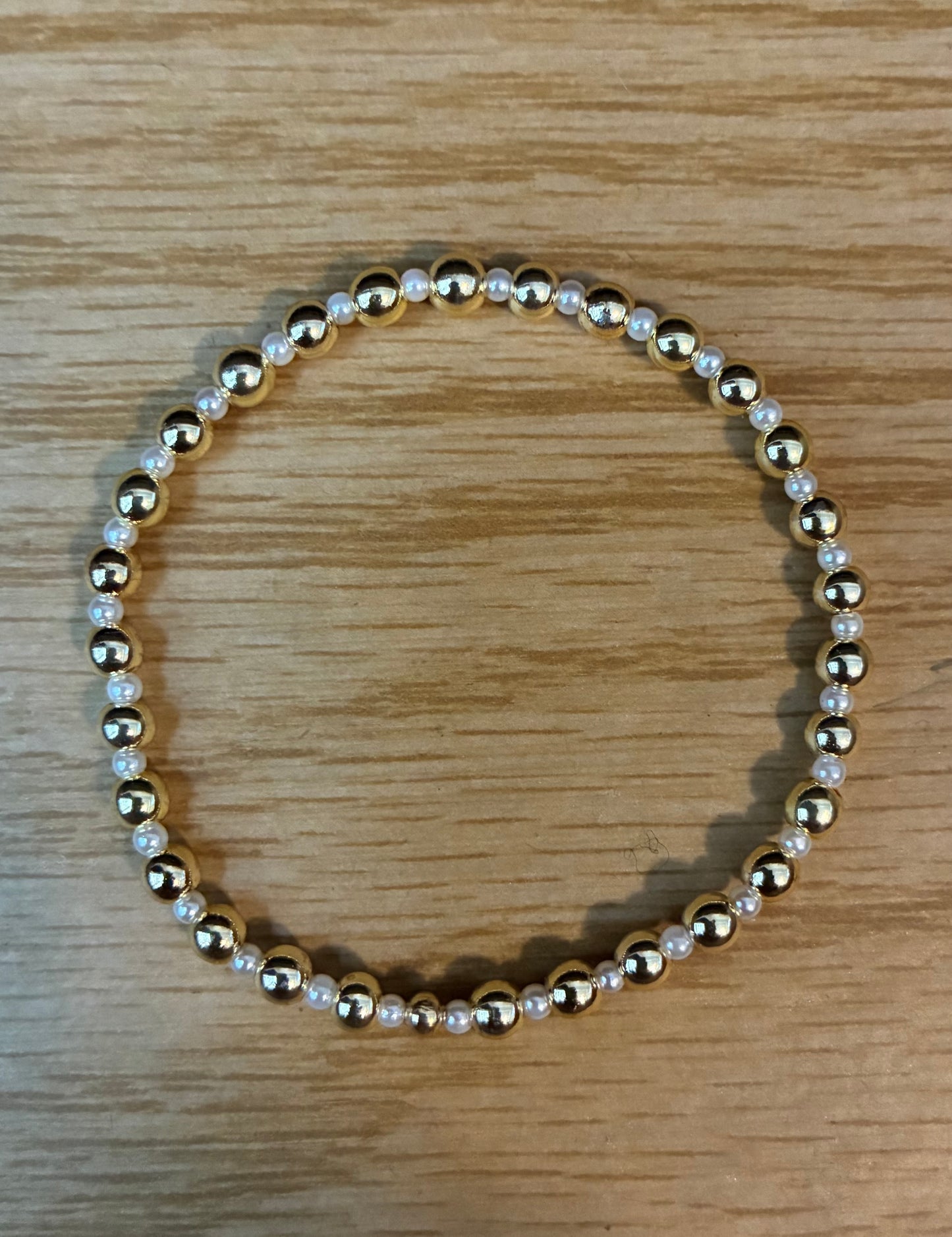 Pearlescent Gold Bracelet