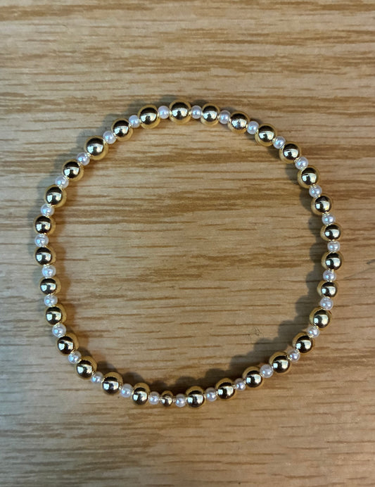 Pearlescent Gold Bracelet
