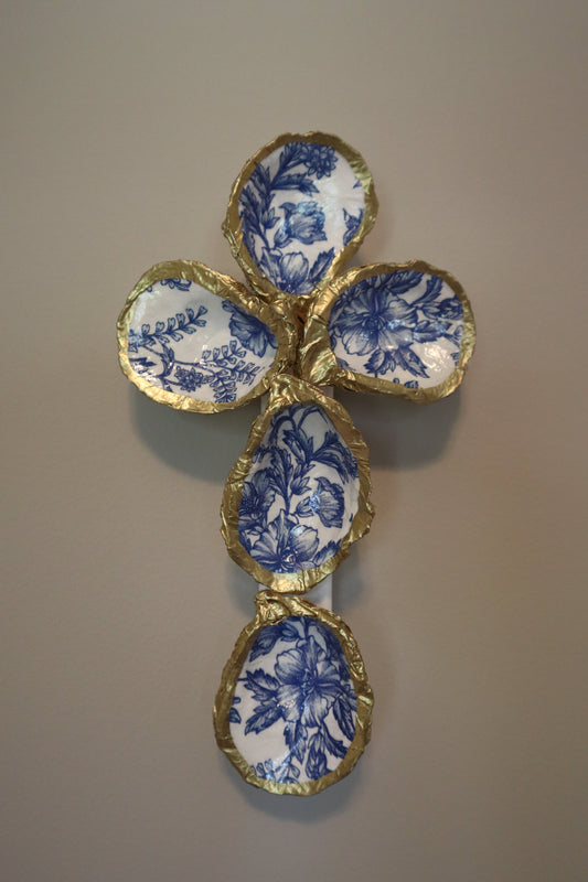 Oyster Cross Wall Art: White Flowers Design
