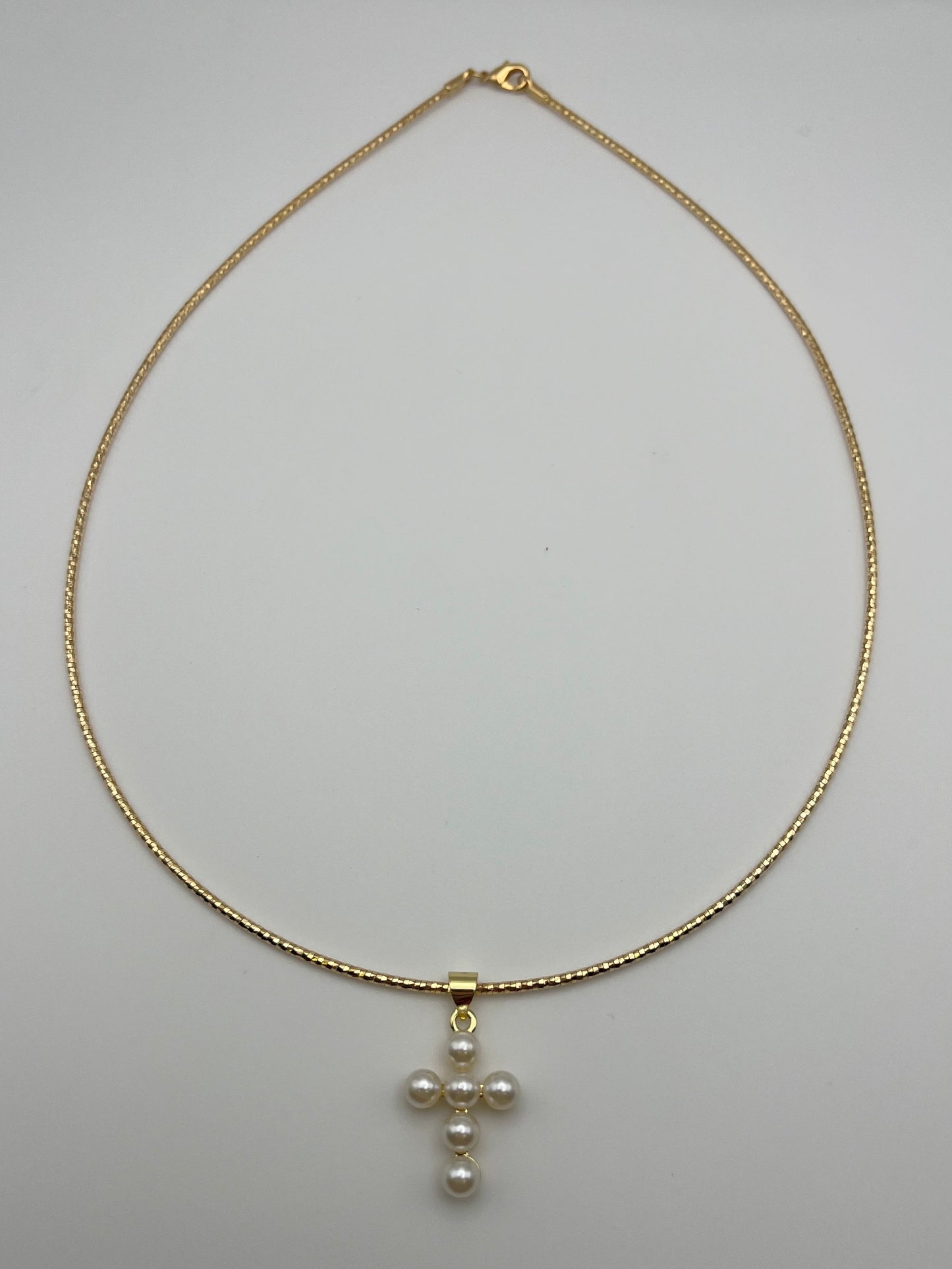 Pearly Cross Choker