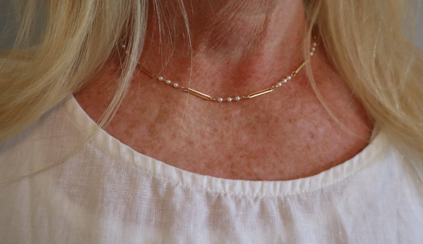 Dainty Pearl Choker Necklace
